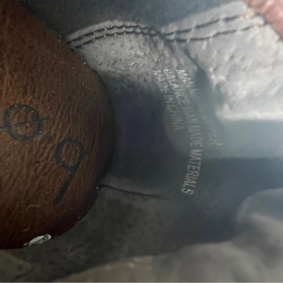 B.O.C. Faux Leather Slip On Clogs Shoes Women's Size 9 M - Picture 9 of 10